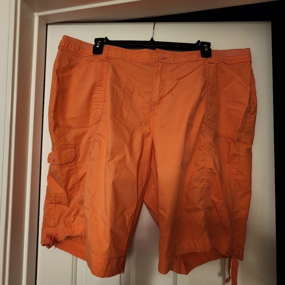 St. John's Bay Women's Plus Mid-rise Stretch Fabric Bermuda shorts